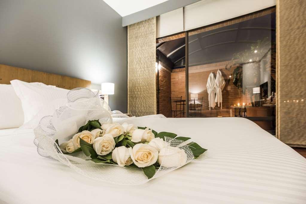 Hotel Cosmos 100 And Centro De Convenciones