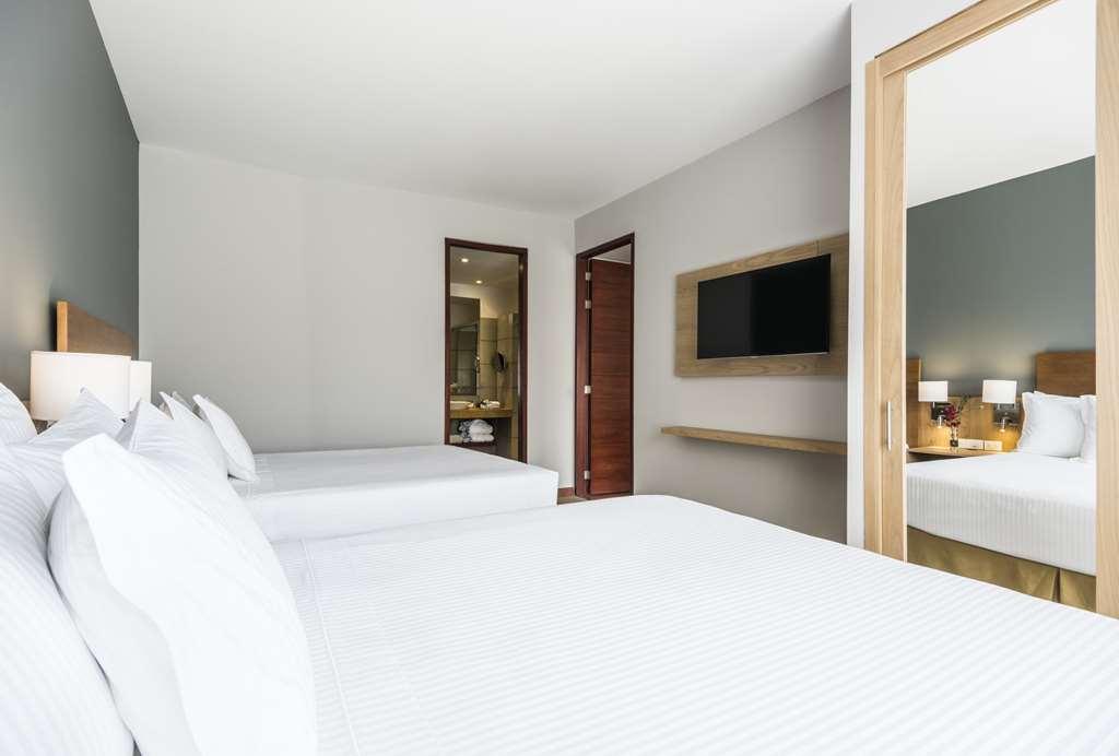 Cosmos 100 And Centro De Convenciones Hotel 5*